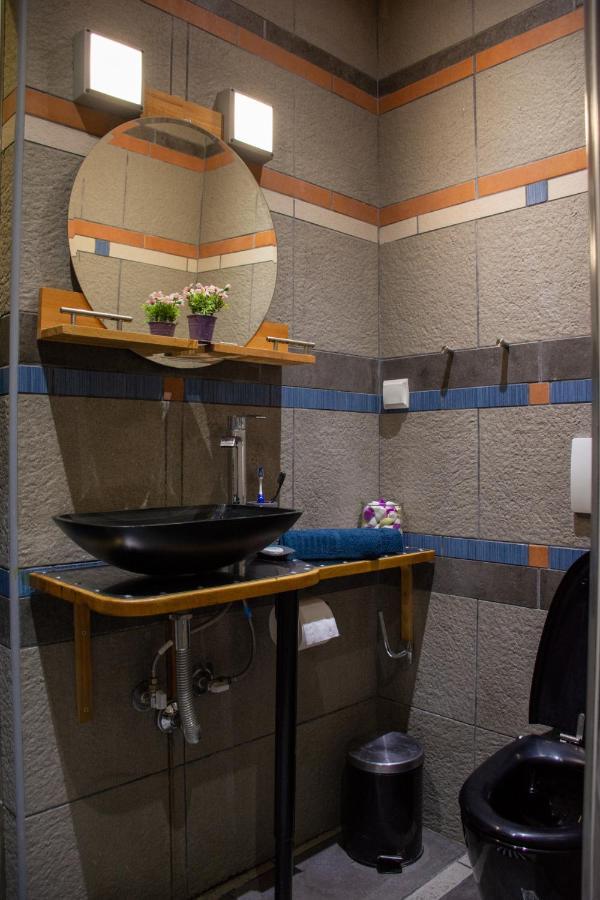 Handcrafted Unique Flat, 200M From The Acropolis Athen Eksteriør bilde